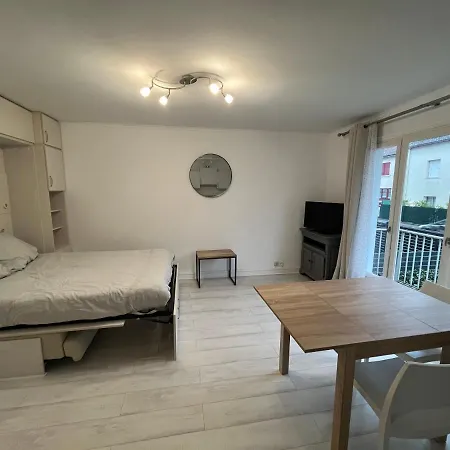 Naiades 2 Apartment